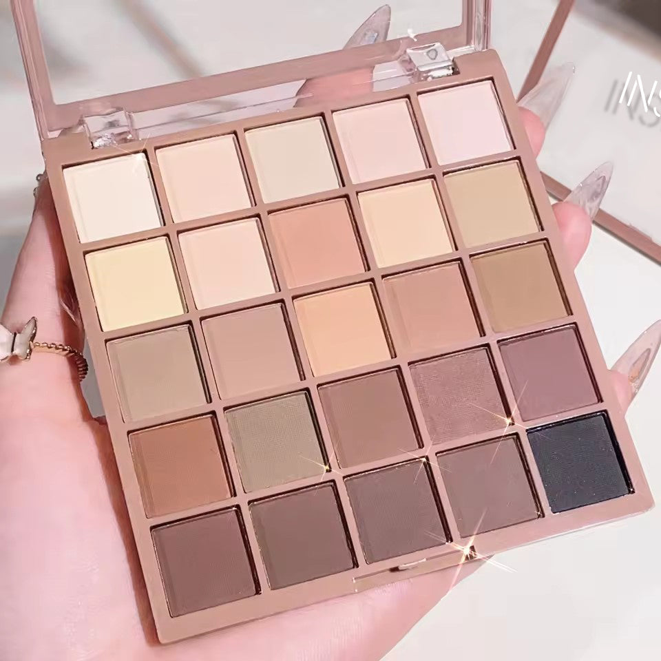 Eyeshadow Palette In 25 Colors